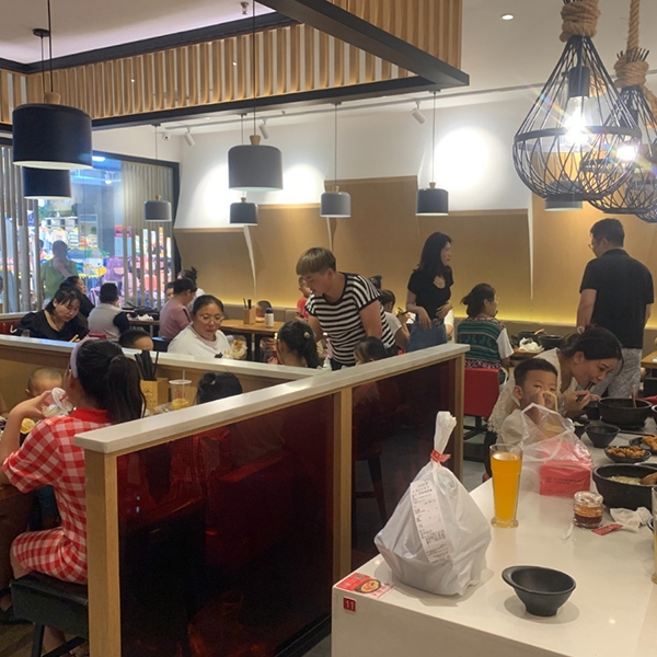 创业加盟好项目，加盟状元米线，让你成功当老板，纯大米米线新潮流新趋势，加盟热线：400-967-2208